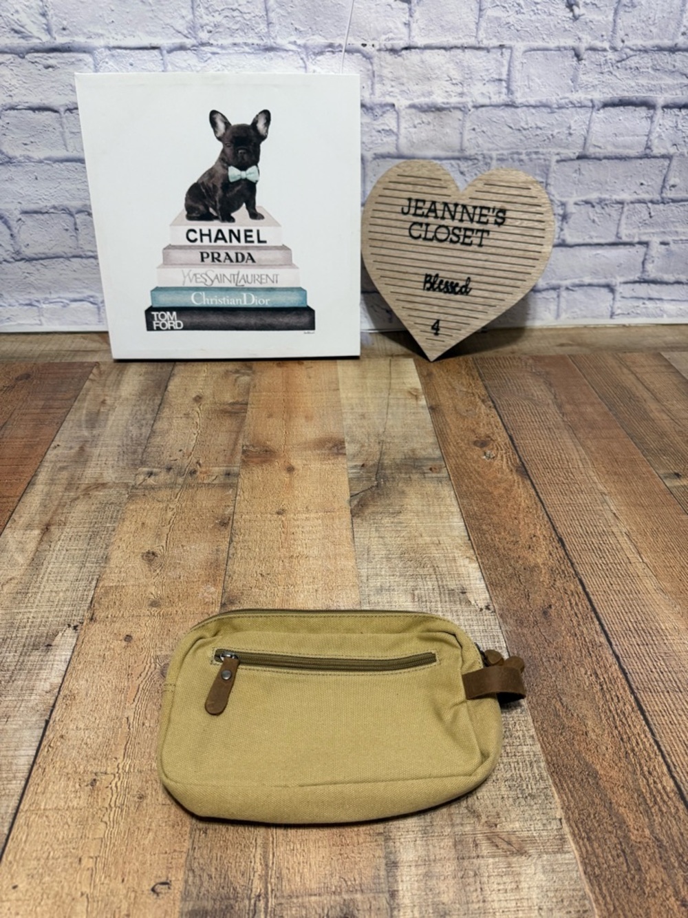 Tan khaki dopp kitt toiletry travel bag  NWOT